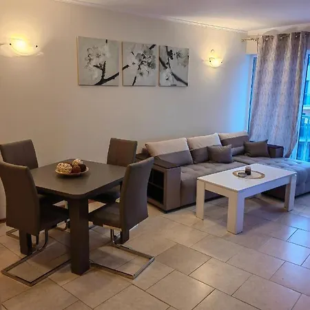 аквамарин 205 а Apartman